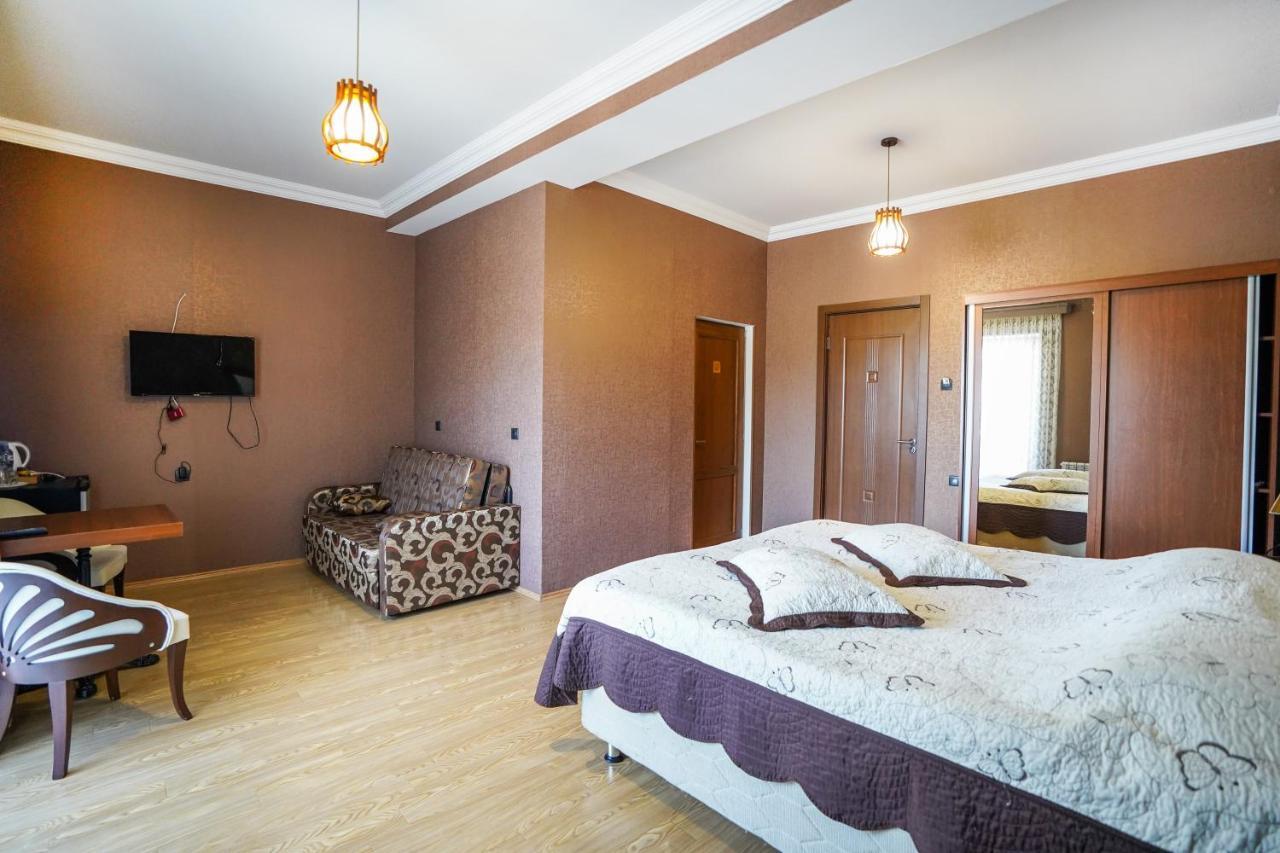 Natali Hotel Borjomi Bagian luar foto