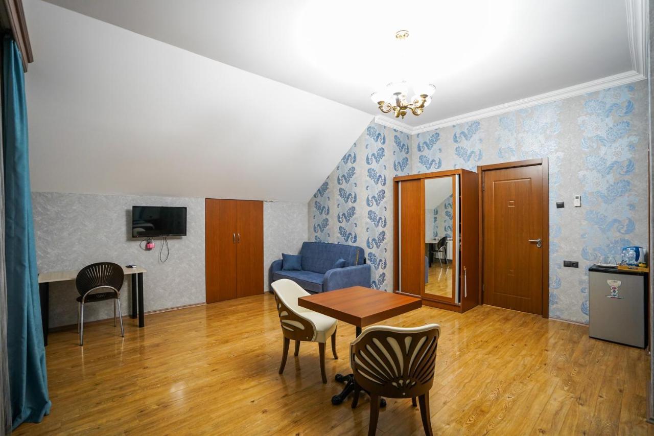 Natali Hotel Borjomi Bagian luar foto