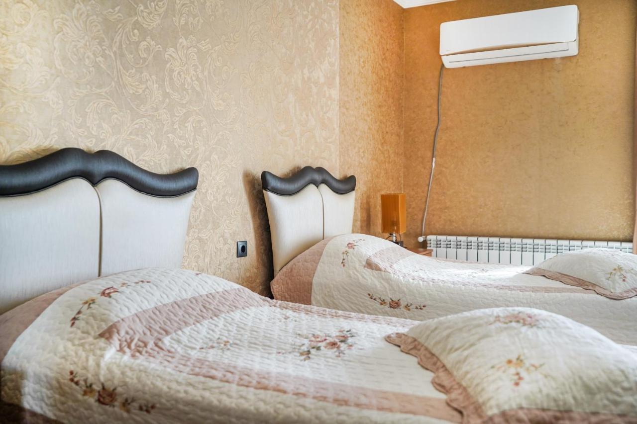 Natali Hotel Borjomi Bagian luar foto