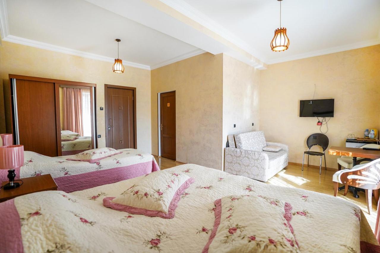 Natali Hotel Borjomi Bagian luar foto