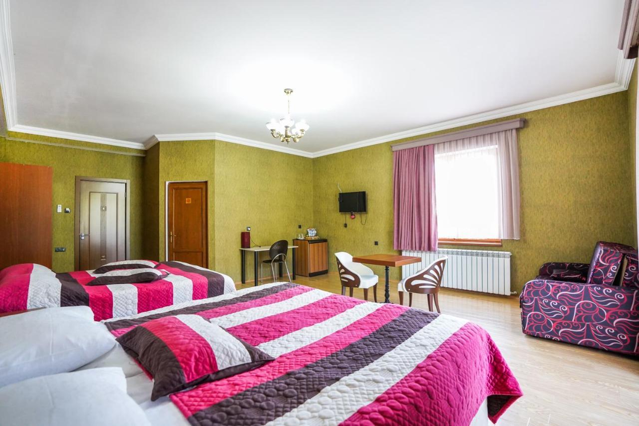 Natali Hotel Borjomi Bagian luar foto