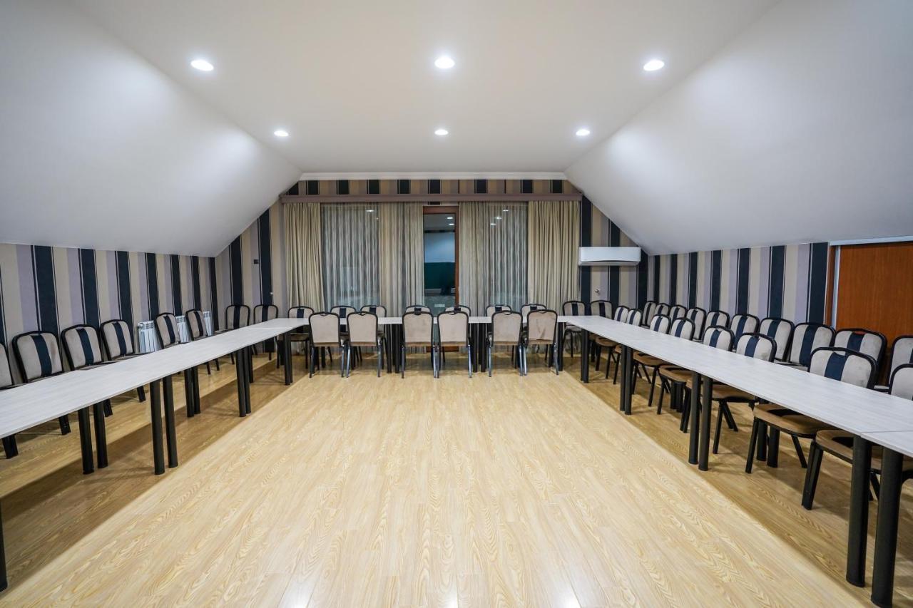 Natali Hotel Borjomi Bagian luar foto