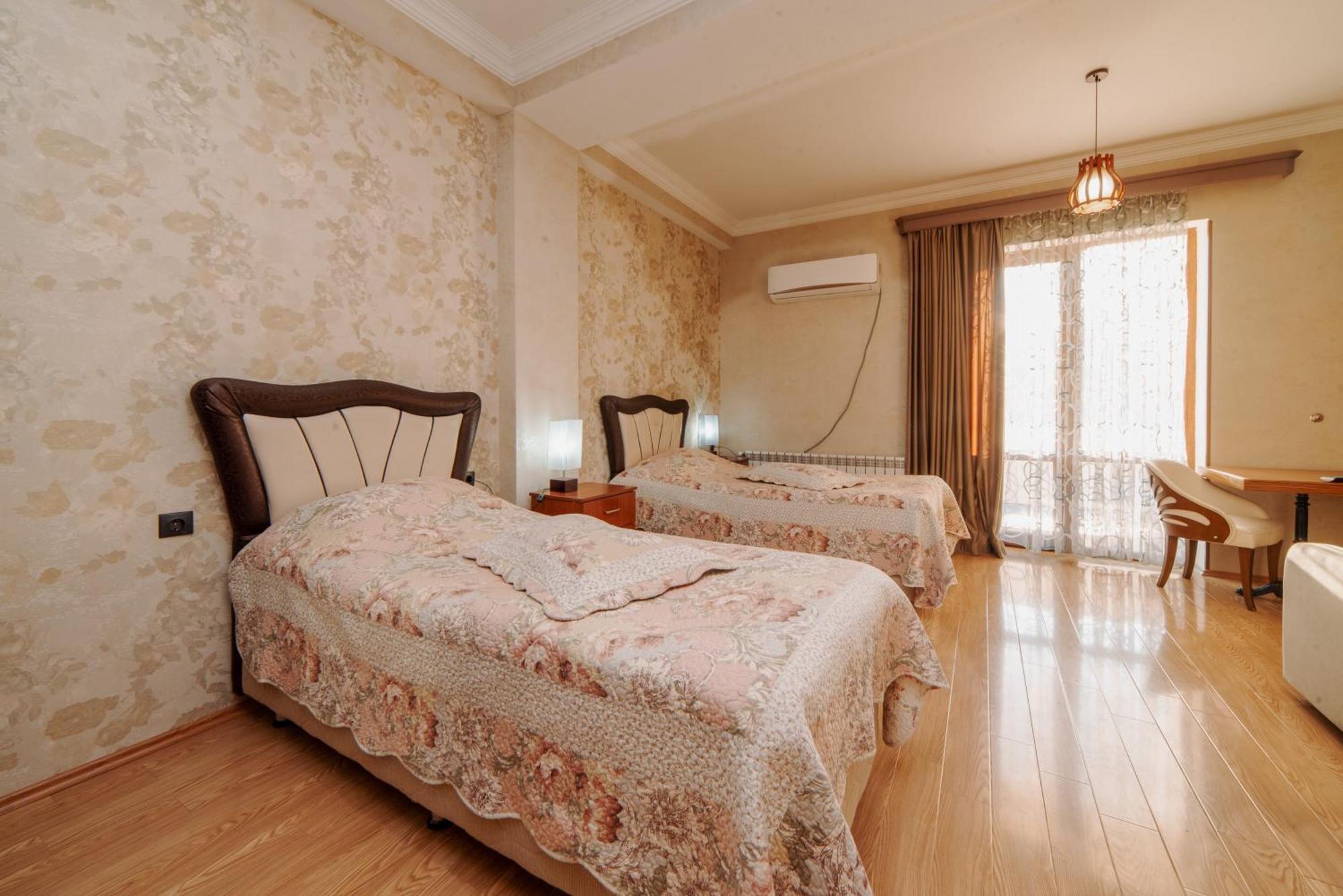 Natali Hotel Borjomi Bagian luar foto